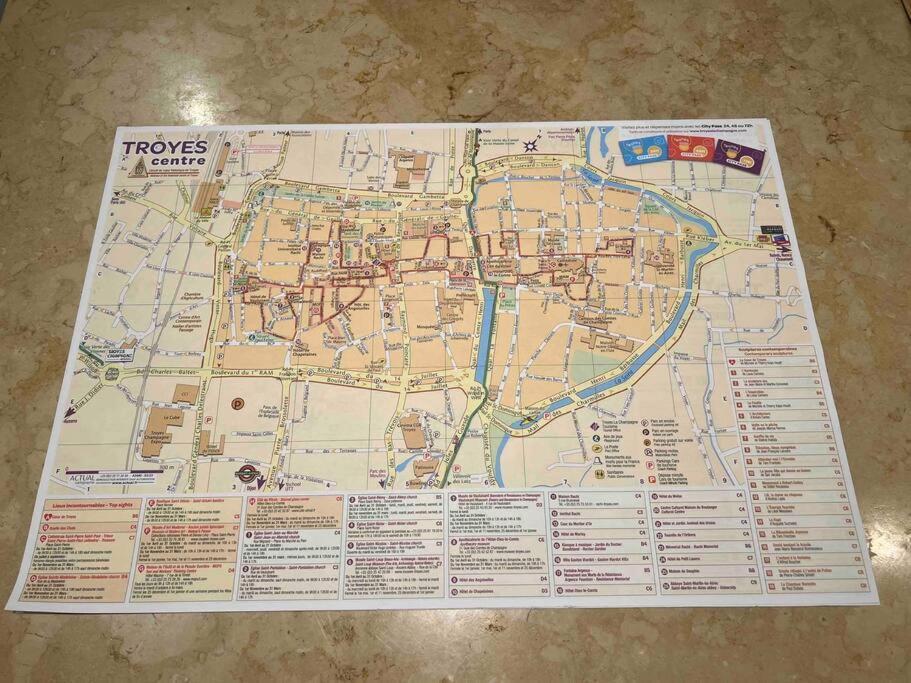 Magnifique Appartement Familiale 6 Personnes 3 Chambres Et 3 Salles De Bain En Hyper Centre Avec Rue Pietonne Parking 20M Troyes Kültér fotó